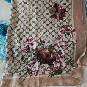 Gucci Flora Silk Scarf